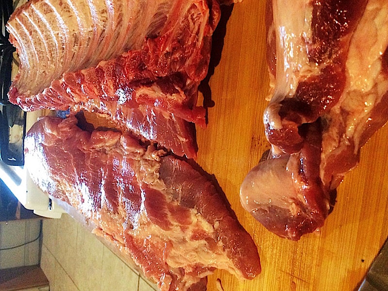 Chefstemp-rib trimming