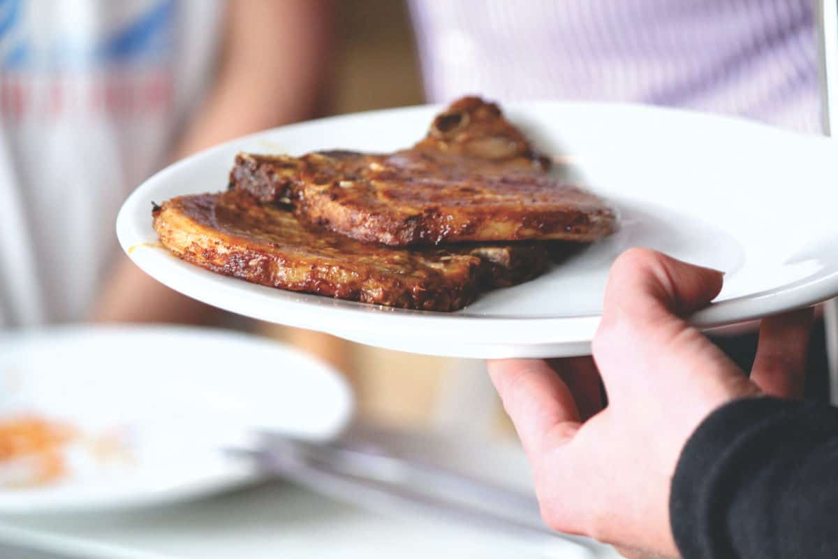 ideal internal cooking temperature for pork