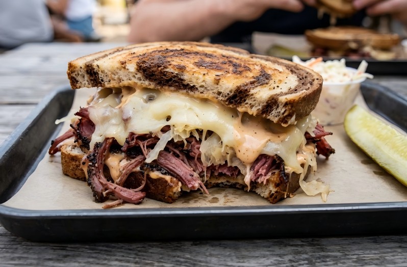Hot Pastrami Sandwich